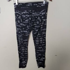Lululemon Inspire Tight II Graf Black White / Black Size 6